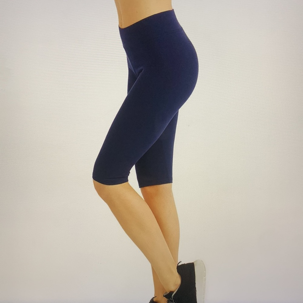 Under Armour Navy Blue Capri Leggings